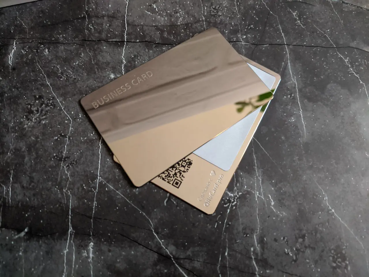 Серебряные визитки с NFC чипом из металла Silver mirror